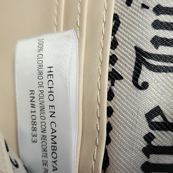 Juicy Couture Brown Monogram Envelope Clutch 10" x 5.5" Like New - Picture 5 of 16